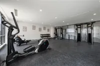 Peak Forest Lake Hotel (Xingyi South Railway Station & Wanfenglin Airport Branch) - Gym