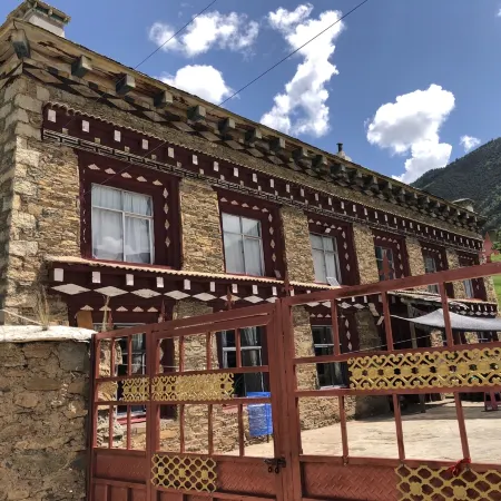 Batang Zhandui Homestay