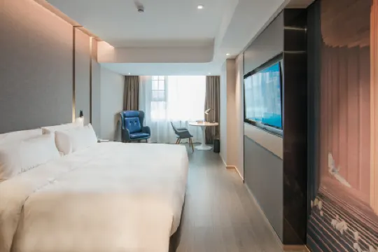 Atour Hotel (Zhongwunan Metro Station,Shenzhen Bao'an International Airport) Отели рядом с Аэропорт Шэньчжэнь