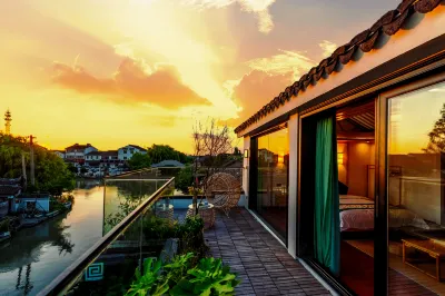 Floral Hotel·Hanse Shanfang River Hotel Hotels in Inside Tongli Ancient Town