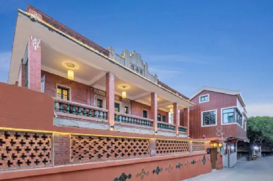 Zhiyu Homestay (Quanzhou West Street Kaiyuan Temple Branch) Hotel a 