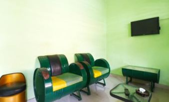 [Deact] Kabin Kapsul Kayu Jati 1