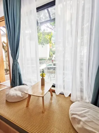 Yin Mountain Resorts QiongLai