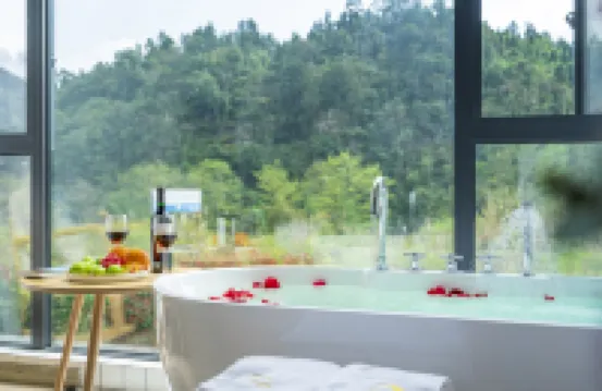 山河小様民宿（梵浄山景区東門）