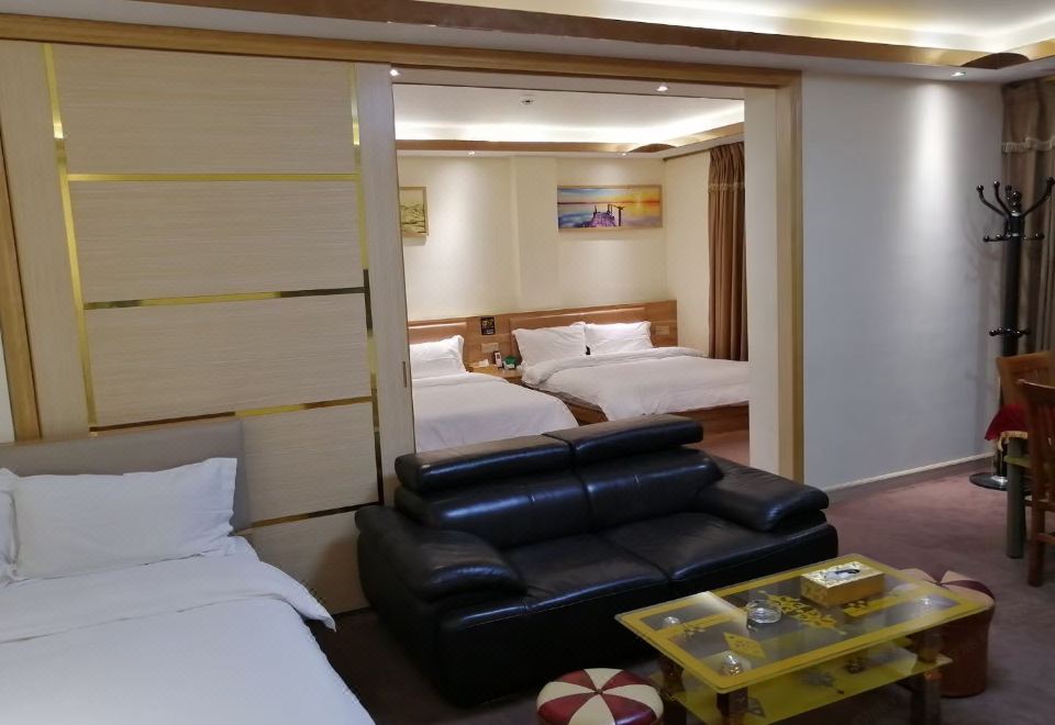 Siji Business Hotel (Yunan Yingbin Road Branch)