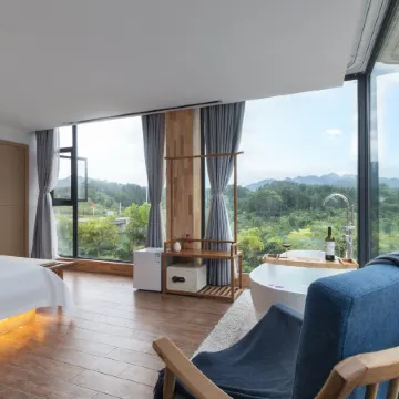 Yuhuan Shanshui Talk(Libo East Gate of Xiaoqikong)