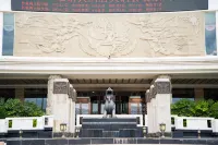 Xiongzhao Hotel (Dali Lushan Ancient City High-speed Railway Station) - navette aéroport