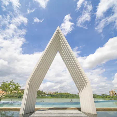 Grand LAN Resort Huizhou Minmetals Hallstatt hotel