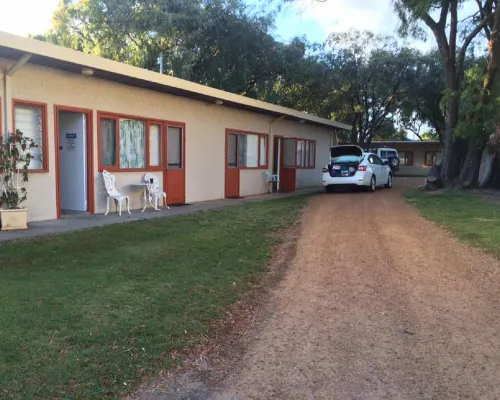 Restawile Motel Hotels in Broadwater