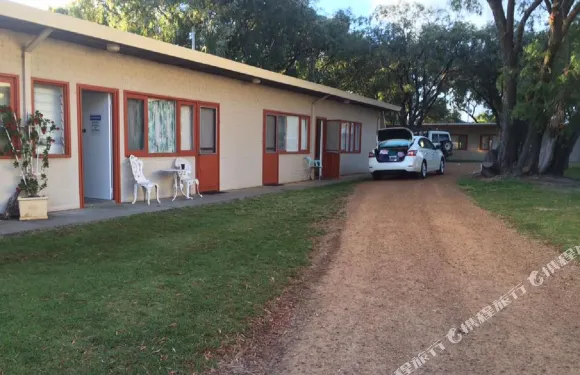 熱斯塔威爾汽車旅館