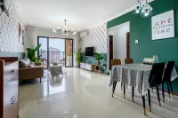 Beihai Lehaiju Family Apartment (Wanda Branch) - balkon