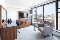 더블트리 바이 힐튼 호텔 & 스위트 빅토리아