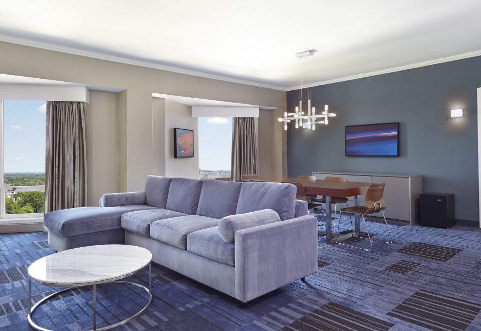 힐튼 뉴어크 에어포트 로비