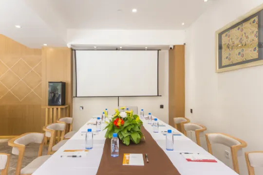 Fusheng Half-Day Xianqingju (Jiuzhaigou Eternal Love Store) Geschäftseinrichtungen Photos