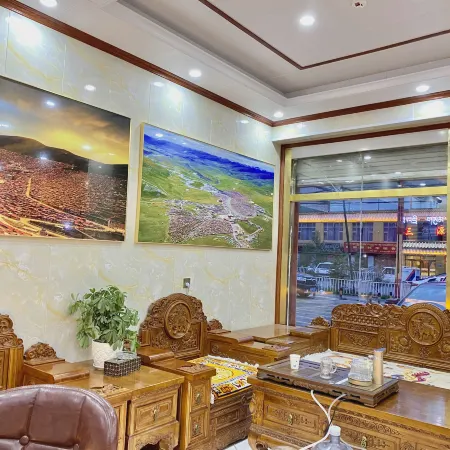 Himalaya Hotel
