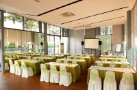 The Signature Hotel & Serviced Suites Kuala Lumpur فنادق في كوالا لمبور