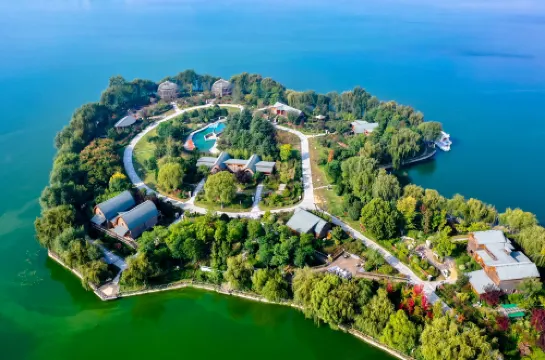 Floral · Tianyi Lake Wooden House Island Vacation Apartment (Daiyue District)