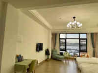 Mountain and Guesthouse