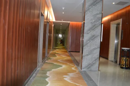 Yijia Business Hostel Отели рядом с достопримечательностью «Jiufeng Mountain»