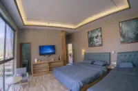 Mountain and cloud boutique inn（Jiaju Village）