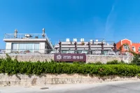 Floral Hotel· Qingdao Haiyuexuan Hotel (Lushan Scenic Area Lushan Beach Branch) Hotels in Qingdao