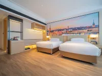 Vienna International Hotel