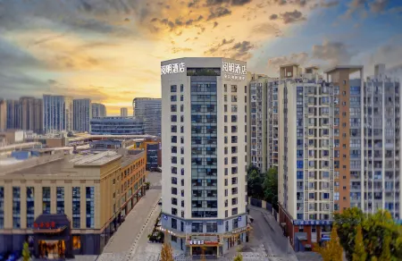 Your Moving Hotel