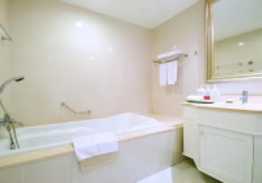 센터 포인트 플러스 호텔 실롬