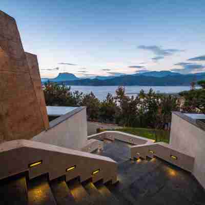 Lugu Lake Cheman Ruyingsong Mid-Levels Hotel Hotel Exterior