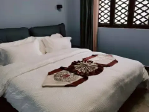 Huazhu · Hetangpan Homestay in Huahua Ancient Town Hotels in Danfeng