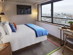 Treehouse Hotel London