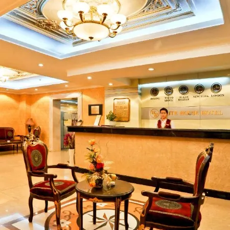 White House Hotel