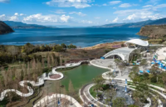 Fuxian Lake Yunduan · Boyun Homestay (Starry Sky Resort Area)