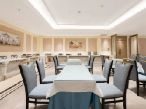 Vienna Hotel (Chakadian) Hotel a Ulan