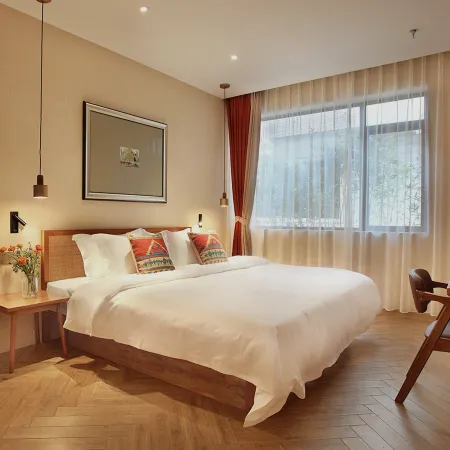 Beside River Inn(Guilin li River City Center Branch) Отели рядом с достопримечательностью «Парк Fuboshan»