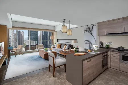 Ascott IFC Guangzhou Отели рядом с достопримечательностью «Shuiyue Temple (West to Guangzhou Municipal Facility Cashier Zhongshan Avenue Charging Station)»