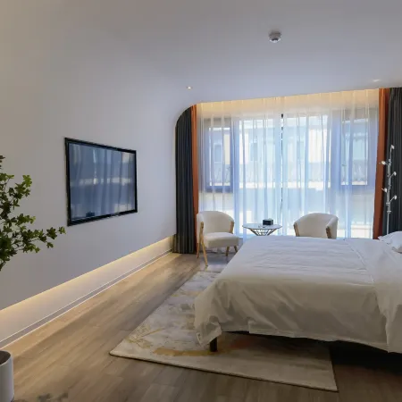 Elu Hotel (Emei Mountain Baoguo Temple Shop)