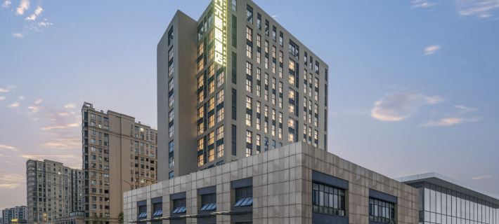 Deqing High Speed Railway Station Kaiyuan Life Hotel Hotels in Deqing