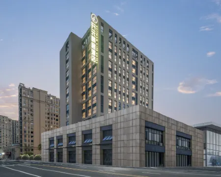 โรงแรมไคหยวน ไลฟ์ สถานีรถไฟความเร็วสูง เต๋อชิง โรงแรมในเต๋อชิง