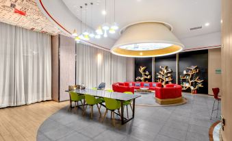 Ibis Hotel (Harbin Songbei Sunac Shimao Avenue)