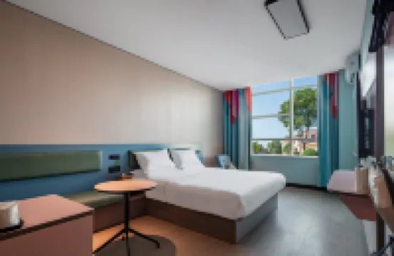 Hairun Hotel (Ganzhou Railway Station Store)