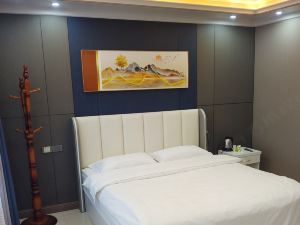 Qujing Xuxing Hotel