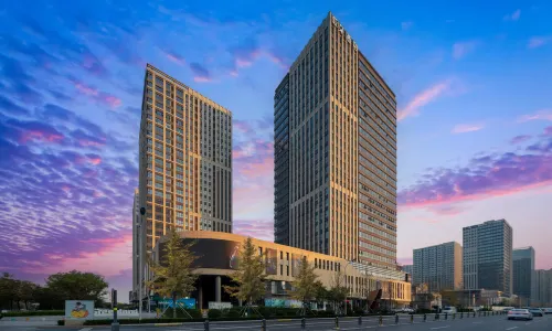 Atour Hotel Jinan West Station East Square