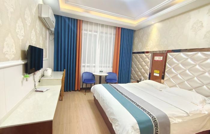 Pingshan Business Hotel