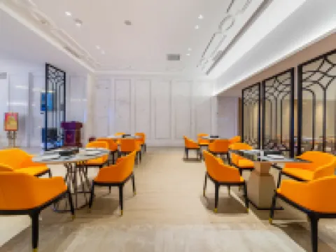 Vienna International Hotel (Yucheng Ailian Plaza) Hotels in Rucheng