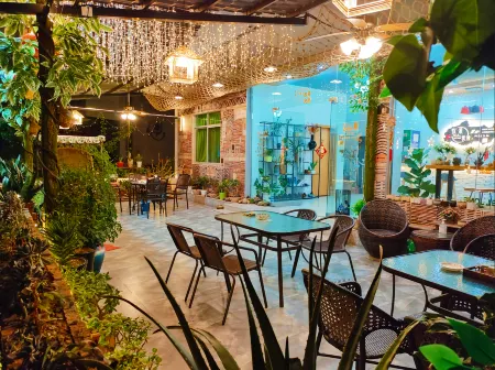 Danxia Mountain Yuelai Yueman Inn Отели в г. Женьхуа