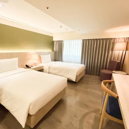 Tea Way Hotel Отели рядом с достопримечательностью «Торговый центр Taroko»