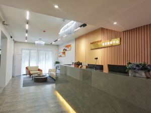 Yangjiang Letu Hotel (Agile Gold Coast)