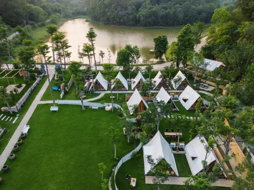 Guangzhou Qusaye Lvgu Manor Camp