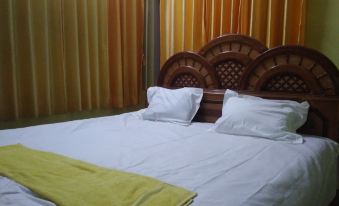 K.S.N. Varanasi Paying Guest House